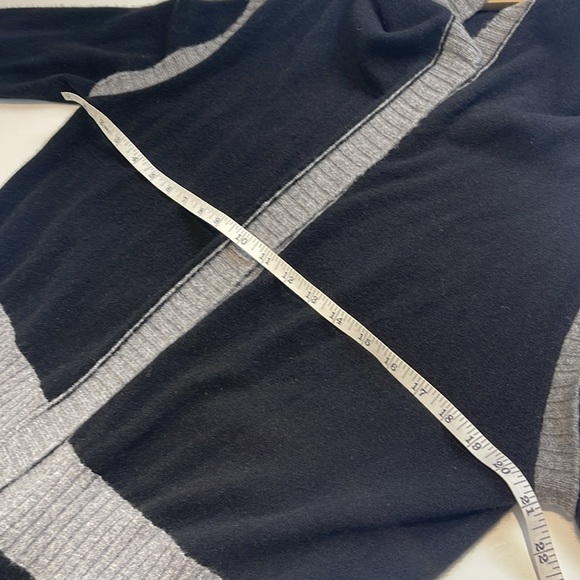 Raffi black open cashmere hooded cardigan - Picture 8 of 9